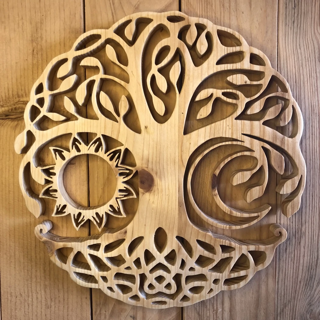 Arbre de vie celtique en pin - Rencontre entre le soleil et la lune - 28 cm -  à accrocher - Sur commande à partir de40 €